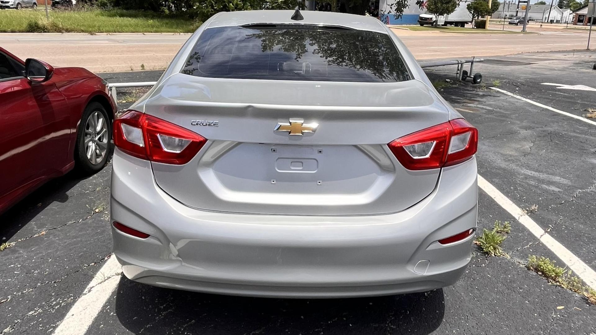 2016 Chevrolet Cruze LS Auto (1G1BC5SM3G7) with an 1.4L L4 DOHC 16V TURBO engine, 6A transmission, located at 945 E. Jefferson Blvd, Dallas, TX, 75203, (214) 943-7777, 32.752514, -96.811630 - Photo#2